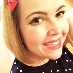 Meet your Posher, Dionne